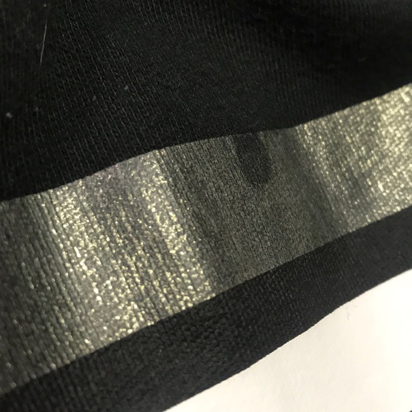 sweater - Picture 3 of 5